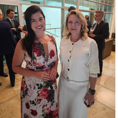 Thamires Quinhões e Dorota Cieszkowska (segunda-secretária de Assuntos Políticos e Econômicos da Embaixada da Polônia em Brasília)